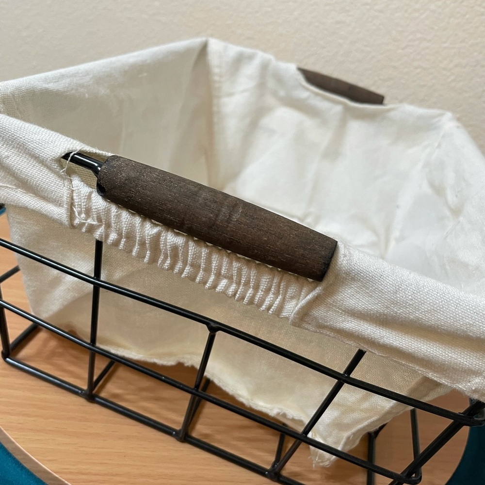 ✔️SOLD✔️LAUNDRY Rae Dunn black metal wire storage basket - Picture 3 of 6